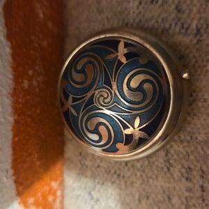 ❤️‍🔥 Handcrafted Blue and Silver Celtic Swirl Pill Box From Dublin ❤️‍🔥